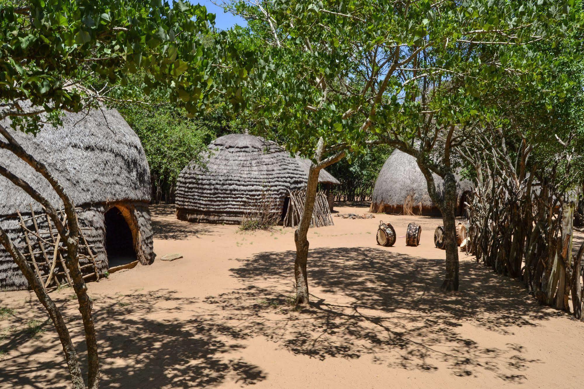 Gooderson Dumazulu Lodge Hluhluwe Kültér fotó